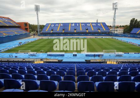 20/08/2013., Kroatien/Maksimir, Zagreb - Arbeiten zur Verschönerung des Stadions am Vorabend der vierten Qualifikationsrunde der Champions League, zwischen GNK Dinamo und FK Austria Wien. Foto: Daniel Kasap/PIXSELL Stockfoto