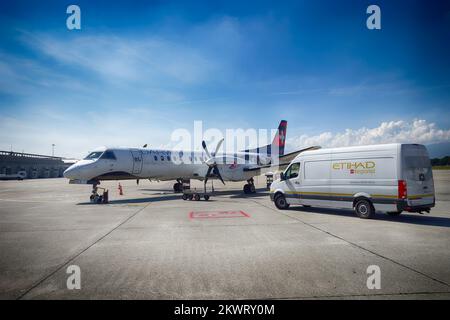 GENF - SEP 16: Darwin Airline am 16. September 2014 in Genf, Schweiz. Darwin Airline, die unter dem Markennamen Etihad Regional tätig ist Stockfoto