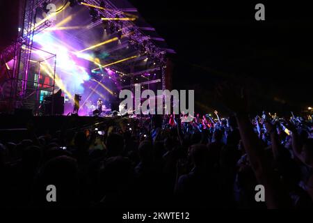 Treulose Auftritte auf der Bühne beim Exit Festival 2015 in der Festung Petrovaradin in der Stadt Novi Sad, Serbien. Stockfoto