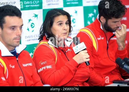 31.01.2017., Kroatien, Osijek - Pressekonferenz des spanischen Davis-Cup-Teams vor dem Spiel Kroatien - Spanien. Roberto Bautista, Conchita Martinez, Feliciano Lopez. Foto: Davor Javorovic/PIXSELL Stockfoto