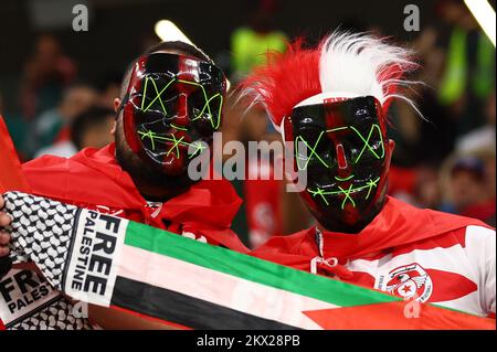 AR Rayyan, Katar, 30.. November 2022. Tunesische Fans während des Spiels der FIFA-Weltmeisterschaft 2022 im Education City Stadium, Ar Rayyan. Der Bildausdruck sollte lauten: David Klein / Sportimage Credit: Sportimage/Alamy Live News Stockfoto