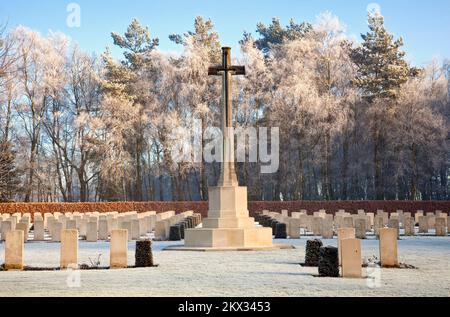 Commonwealth Soldatenfriedhof Cannock Chase Country Park AONB (Gebiet von außergewöhnlicher natürlicher Schönheit) in Staffordshire, England, UK Januar Stockfoto