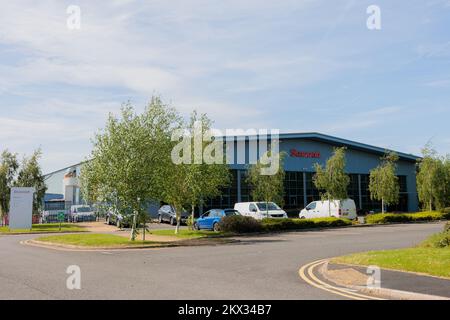 Newcastle Upon Tyne England: Mai 2022: Stannah Treppenaufzüge Fabrikfassade Stockfoto