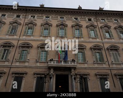 palazzo madama Senate Palazzo Madama: Historisches Gebäude in Rom, Sitz des Senats der Italienischen Republik. Stockfoto