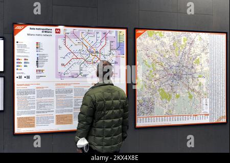 - Milano, la nuova Linea 4 della Metropolitana - Mailand, die neue Metrolinie 4 Stockfoto