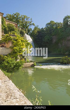 Isola del Liri (Italia) - Una piccola città medievale in Provincia di Frosinone, regione Lazio, Famosa per delle cascate nel Centro storico, 19 Stockfoto