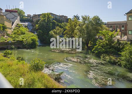 Isola del Liri (Italia) - Una piccola città medievale in Provincia di Frosinone, regione Lazio, Famosa per delle cascate nel Centro storico, 23 Stockfoto