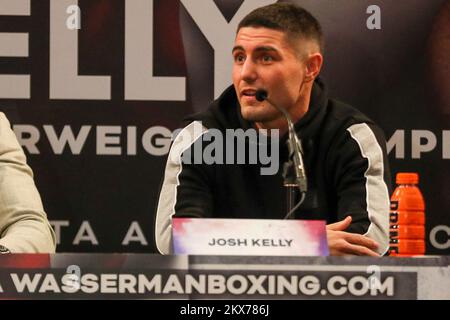 Newcastle, Großbritannien. 30.. November 2022. Josh Kelly bei der British Super-Welterweight Championship: Troy Williamson vs Josh Kelly Pressekonferenz in Neville Hall, Newcastle Upon Tyne, Vereinigtes Königreich, 30.. November 2022 ( Kredit: Dan Cooke/Alamy Live News Stockfoto