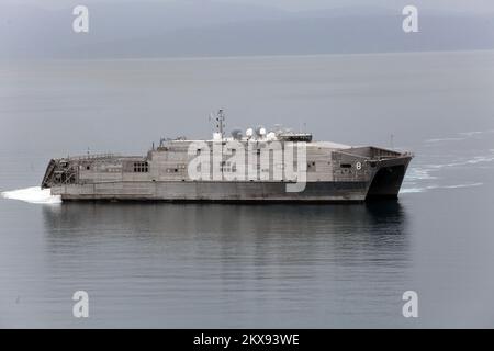01.11.2018., Rijeka, Kroatien - Foto aufgenommen am 1. November, zeigt das Transportschiff U.S.N.S. der US Navy Yuma in der Werft Viktor Lenac in Rijeka, Kroatien, am 1. November 2018. Foto: Goran Kovacic/PIXSELL Stockfoto