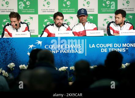 22.11.2018., Stadion Pierre-Mauroy, Frankreich, Lille - Davis Cup. Pressekonferenz Frankreich. Nicolas Mahut; Jeremy Chardy; Yannick Noah; Jo-Wilfried Tsonga. Foto: Sanjin Strukic/PIXSELL Stockfoto