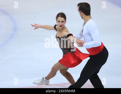 06.12.2018., Zagreb, Kroatien - 51. The Golden Spin of Zagreb 2018., Pairs - Short Program, Annika Hocke und Ruben Blommaert (Deutschland). Foto: Marko Prpic/PIXSELL Stockfoto