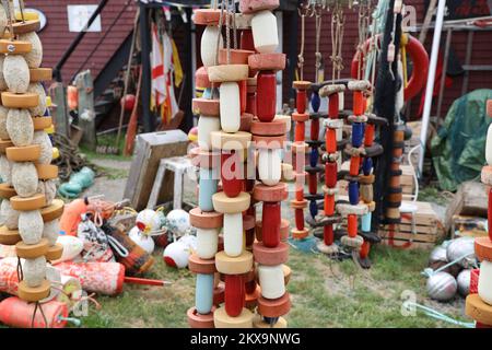 Angelausrüstung in der Stadt Lunenburg, Kanada Stockfoto