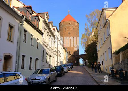 Oktober 30 2022 - Freiberg, Sachsen in Deutschland: Die Gegend um den Freiberger Markt an einem Sonntagnachmittag Stockfoto