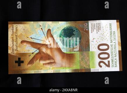 14.01.2019., Sibenik, Kroatien - Schweizer-Franken-Banknoten. Foto: Dusko Jaramaz/PIXSELL Stockfoto