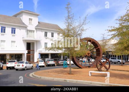 September 24 2022 - Stellenbosch in Südafrika: Leben in der historischen Stadt Kapstadt. Westkap Provinz von Südafrika Stockfoto