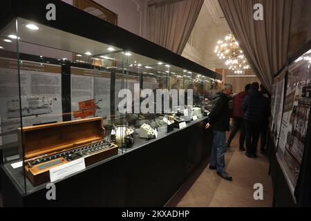 24.01.2019., Rijeka, Kroatien – Internationale Computerausstellung eröffnet im Maritime and History Museum des kroatischen Littoral Rijeka Foto: Goran Kovacic/PIXSELL Stockfoto