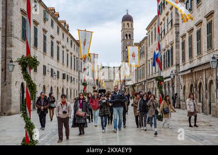 30,01,2019., Dubrovnik - Tourist aus Asien besucht Dubrovnik. Foto: Grgo Jelavic/PIXSELL Stockfoto