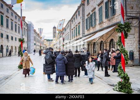 30,01,2019., Dubrovnik - Tourist aus Asien besucht Dubrovnik. Foto: Grgo Jelavic/PIXSELL Stockfoto