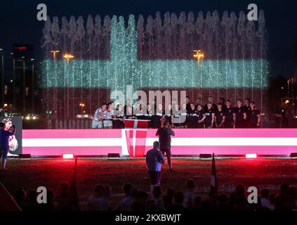 14.06.2019., Zagreb, Kroatien - Eröffnungszeremonie der Rugby Europe Sevenens Championship an den Brunnen in der Hrvatske bratske zajednice Street. Der Wettbewerb fand im Stadion Stjepan Spajic im Juni 15. und 16. statt. Foto: Igor Kralj/PIXSELL Stockfoto