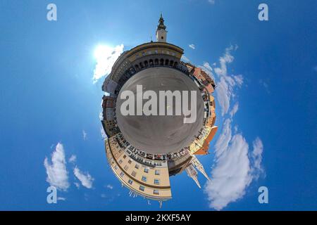01.04.2020., Zagreb, Kroatien - 360 winzige Planet View of empty City Streets during Coronavirus Pandemie. Dolac Market Foto: Davor Puklavec/PIXSELL Stockfoto
