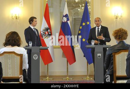 Der slowenische Ministerpräsident Janez Jansa und der österreichische Bundeskanzler Sebastian Kurz forderten bei ihrem Treffen am Dienstag, den 8. September 2020 in Ljubljana, Slowenien, ein gemeinsames Vorgehen gegen das neue Coronavirus und die illegale Einwanderung. Foto: FA Bobo/PIXSELL Stockfoto