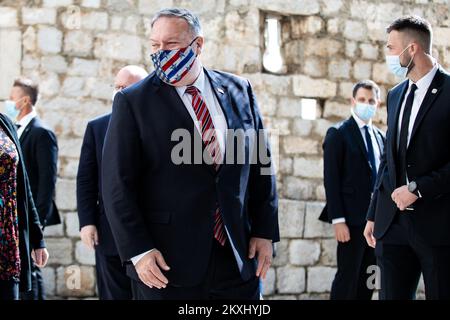 USA Außenminister Mike Pompeo macht am 02. Oktober 2020 einen Spaziergang durch die Altstadt von Dubrovnik, Kroatien. Foto: Milan Sabic/PIXSELL Stockfoto