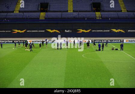 Feyenoord Rotterdam trainiert vor dem morgigen Spiel der Europäischen Liga gegen GNK Dinamo im Maksimir-Stadion in Zagreb, Kroatien, am 21. Oktober 2020. Foto: Jurica Galoic/PIXSELL Stockfoto