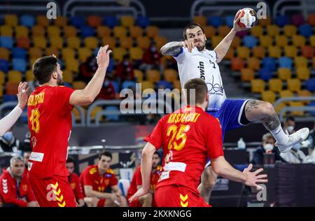 KAIRO, ÄGYPTEN - JANUAR 22: Dmitrii Kiselev von Russland während des 27.. IHF Männer-Weltmeisterschaftsspiels Gruppe IV zwischen Nordmazedonien und Russland in der Kairo Stadion Sports Hall in Kairo, Ägypten am 22. Januar 2021. Foto: Slavko Midzor/PIXSELL Stockfoto