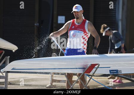 Die kroatischen Ruderer Martin und Valent Sinkovic bereiten sich auf die Wettbewerbe vor, die sie am 04. März 2021 in Zaton bei Sibenik., in Zaton, Kroatien, erwarten. Foto: Hrvoje Jelavic/PIXSELL Stockfoto