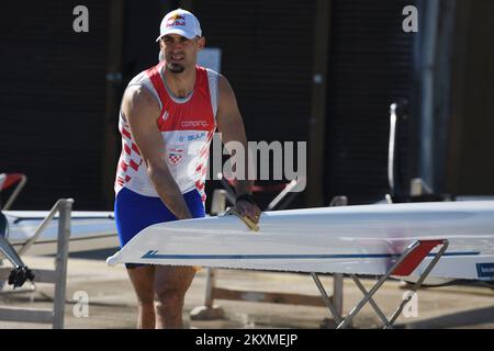 Die kroatischen Ruderer Martin und Valent Sinkovic bereiten sich auf die Wettbewerbe vor, die sie am 04. März 2021 in Zaton bei Sibenik., in Zaton, Kroatien, erwarten. Foto: Hrvoje Jelavic/PIXSELL Stockfoto