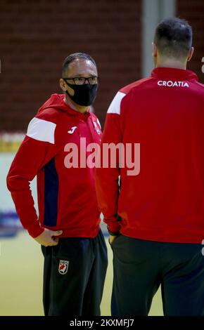 Trainer von Kroatien Hrvoje Horvat während des Trainings in der Tresnjevka Sporthalle in Zagreb, Kroatien, am 08. März 2021. Die kroatische nationale Handballmannschaft nimmt am Olympischen Qualifikationsturnier Teil, das vom 12. Bis 14. März 2021 in Montpellier stattfindet. Foto: Slavko Midzor/PIXSELL Stockfoto