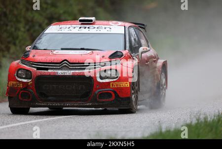 Mads Ostberg (Norwegen) und Torstein Eriksen (Norwegen) während der Schulung im Vorfeld der WRC Kroatien 2021, Laz Bistricki, Marija Bistrica (Kroatien) am 19. April; 2021. Foto: Matija Habljak/PIXELL Stockfoto