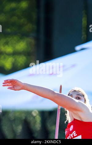 SPLIT, KROATIEN - MAI 09: EDA Tugsuz aus der Türkei tritt am 9. Mai 2021 in Split, Kroatien, beim europäischen Wurfpokal im Park-Mladezi-Stadion im Javelin-Wurf-Finale der Frauen an. Foto: Milan Sabic/PIXSELL Stockfoto