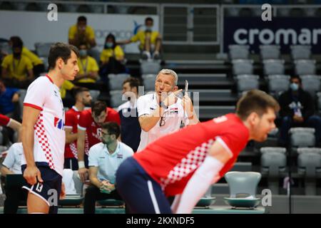 ZADAR, KROATIEN - MAI 09: Cheftrainer von Kroatien Emanuele Zanini während des CEV EuroVolley Qualifying Match zwischen Schweden und Kroatien in der Kresimir Cosic Hall im Visnjik Sports Center am 9. Mai 2021 in Zadar, Kroatien. Foto: Marko Dimic/PIXSELL Stockfoto