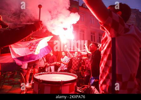 Kroatische Fans in fröhlicher Stimmung im Stadtzentrum vor dem morgigen Spiel , in Kopenhagen , Dänemark, am 27. Juni 2021. Kroatien wird in der EURO-2020-Runde 16 in Kopenhagen gegen Spanien spielen. Foto: Luka Stanzl/PIXSELL Stockfoto