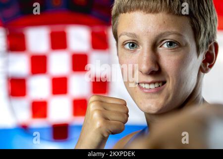 Nikolina Cacic in Zagreb, Kroatien, auf 02. Juli 2021. Sie wurde die erste kroatische Olympianerin in der Geschichte, nachdem sie die Olympischen Spiele in Tokio in der 57-kg-Kategorie bei den Olympischen Qualifikatoren in Paris gewann. Foto: Igor Kralj/PIXSELL Stockfoto