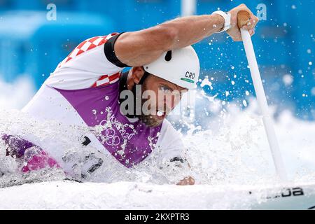 Matija Marinic von Kroatien in Aktion bei den Olympischen Spielen 2020 Canoe Slalom Men's C1 Semifinal am Kasai Canoe Slalom Centre in Tokio, Japan, am 26. Juli 2021. Foto: Igor Kralj/PIXSELL Stockfoto