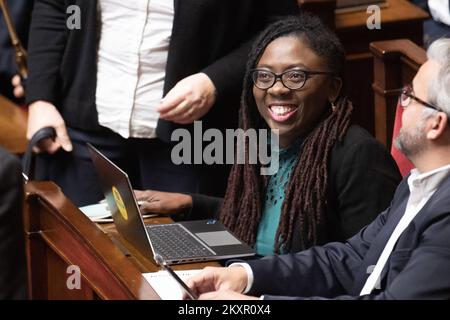 Stellvertreter Daniele Obono nimmt am 29. November 2022 an einer Fragestunde mit der Regierung in der französischen Nationalversammlung in Paris Teil. Foto: David Niviere/ABACAPRESS.COM Stockfoto