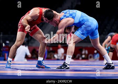 TOKIO, JAPAN – AUGUST 02: Bozo Starcevic von Team Croatia tritt mit AIK Mnatsakaian aus Bulgarien am 10. August der Olympischen Spiele 2020 in Tokio im Olympiastadion am 02 2021. August in Japan an den acht Finalen des Wrestling an. Foto : Igor Kralj/PIXSELL Stockfoto