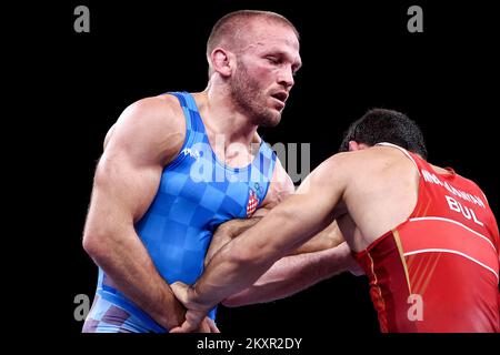 TOKIO, JAPAN – AUGUST 02: Bozo Starcevic von Team Croatia tritt mit AIK Mnatsakaian aus Bulgarien am 10. August der Olympischen Spiele 2020 in Tokio im Olympiastadion am 02 2021. August in Japan an den acht Finalen des Wrestling an. Foto : Igor Kralj/PIXSELL Stockfoto