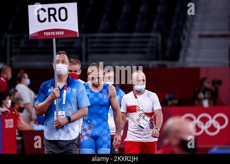 TOKIO, JAPAN – AUGUST 02: Bozo Starcevic von Team Croatia tritt mit AIK Mnatsakaian aus Bulgarien am 10. August der Olympischen Spiele 2020 in Tokio im Olympiastadion am 02 2021. August in Japan an den acht Finalen des Wrestling an. Foto : Igor Kralj/PIXSELL Stockfoto