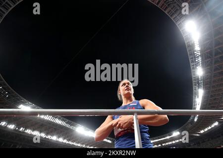 TOKIO, JAPAN – AUGUST 02: Diskuswerfer Sandra Perkovic vom Team Kroatien tritt am 10. Tag der Olympischen Spiele 2020 in Tokio am 02 2021. August im Olympiastadion in Tokio, Japan, beim Diskuswurf an. Foto: Igor Kralj/PIXSELL Stockfoto