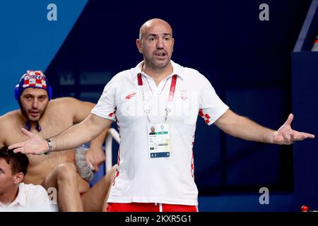 Cheftrainer Ivica Tucak vom Team Kroatien beim Spiel der Männerklassifizierung 5.-8. zwischen Montenegro und Kroatien am 14. Tag der Olympischen Spiele 2020 in Tokio im Tatsumi Water Polo Centre am 06. August 2021 in Tokio, Japan. Foto: Igor Kralj/PIXSELL Stockfoto