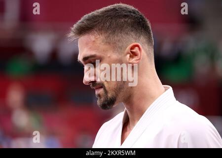 Ivan Kvesic von Team Croatia reagiert nach dem Karate Kumite +75kg-Eliminierungswettbewerb gegen Brian IRR des Teams United States in der Menâ-€-Runde am 15. Tag der Olympischen Spiele 2020 in Tokio in Nippon Budokan am 07. August 2021 in Tokio, Japan. Foto: Igor Kralj/PIXSELL Stockfoto