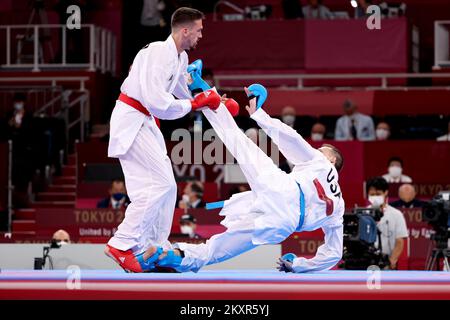 Ivan Kvesic von Team Croatia tritt bei der Karate Kumite +75kg-Eliminierungsrunde von Menâ€™am 15. Tag der Olympischen Spiele 2020 in Tokio in Nippon Budokan am 07. August 2021 in Tokio, Japan, gegen Brian IRR von Team United States an. Foto: Igor Kralj/PIXSELL Stockfoto