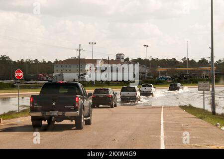 011090312, wir erholen uns für Hurrikan Issac. Louisiana Hurrikan Isaac. Fotos zu Katastrophen- und Notfallmanagementprogrammen, Aktivitäten und Beamten Stockfoto