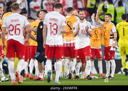Doha, Katar. 30.. November 2022. DOHA, KATAR - NOVEMBER 30: Grzegorz Krychowiak aus Polen reagiert nach dem Spiel der Gruppe C - FIFA Weltmeisterschaft Katar 2022 zwischen Polen und Argentinien im Stadion 974 am 30. November 2022 in Doha, Katar (Foto von Pablo Morano/BSR-Agentur) Kredit: BSR-Agentur/Alamy Live News Stockfoto
