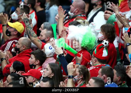 BUDAPEST, UNGARN - 18. JANUAR: Fans beim EHF-EURO-2022-Spiel der Herren zwischen Island und Ungarn in der MVM Dome Multifunctional Arena am 18. Januar 2022 in Budapest, Ungarn. Foto: Sanjin Strukic/PIXSELL Stockfoto