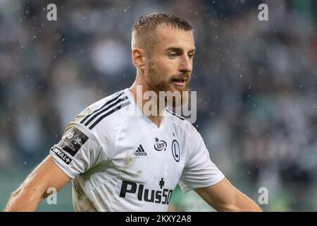 Rafal Augustyniak von Legia während des Spiels der polnischen PKO Ekstraklasa League zwischen Legia Warszawa und Warta Poznan im Marschall Jozef Pilsudski Legia Warschau Municipal Stadium. Endstand: Legia Warszawa 1:0 Warta Poznan. Stockfoto