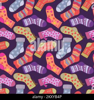 Wintersocken mit nahtlosem Muster auf violettem Hintergrund. Cartoon-Socken mit unterschiedlicher Struktur und Farbe. Stock Vektor